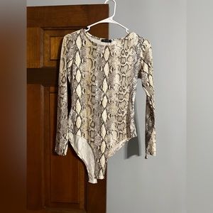 Snake print bodysuit! Warm and soft!